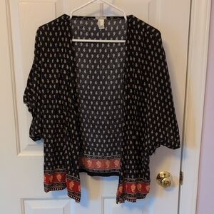 Forever 21 Black and White Patterned Top